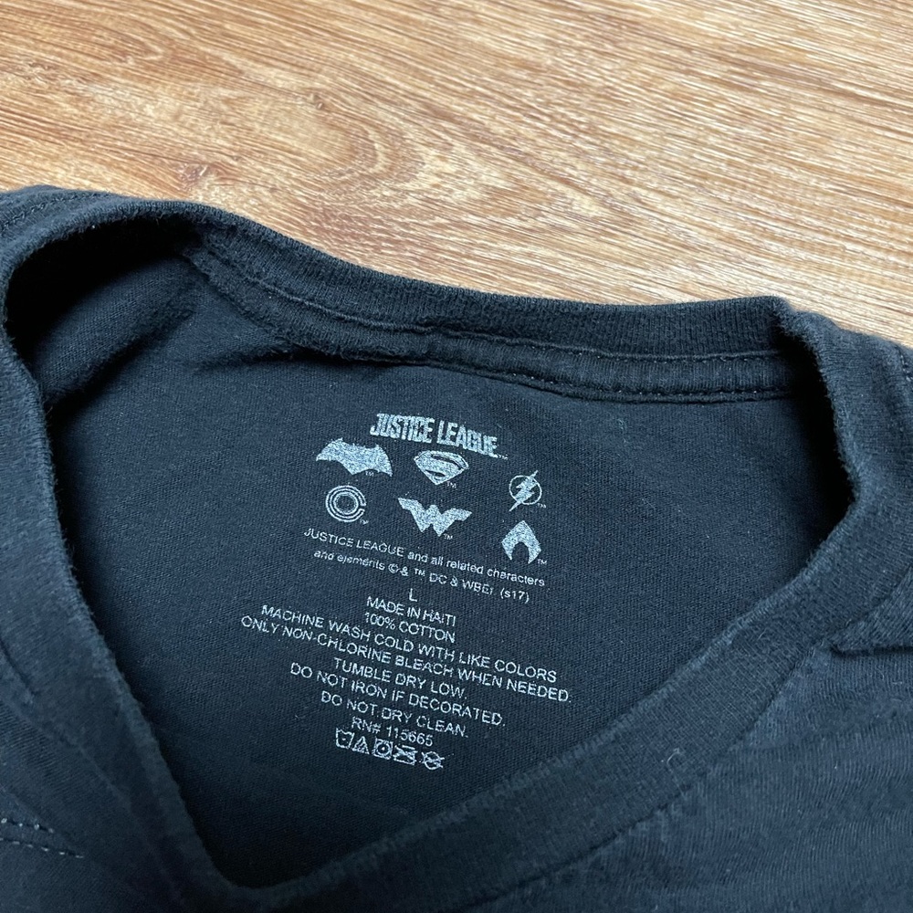 Graphic tee - Picture 3 of 4